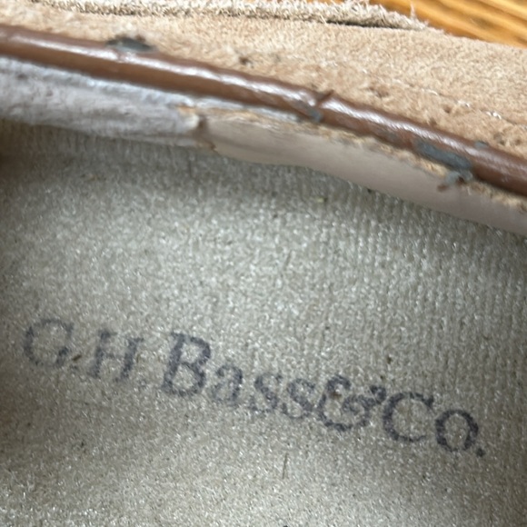 Vintage G.H. Bass Men’s Pembroke suede wingtips. Lace up tan, suede. Size 10 - Picture 6 of 11